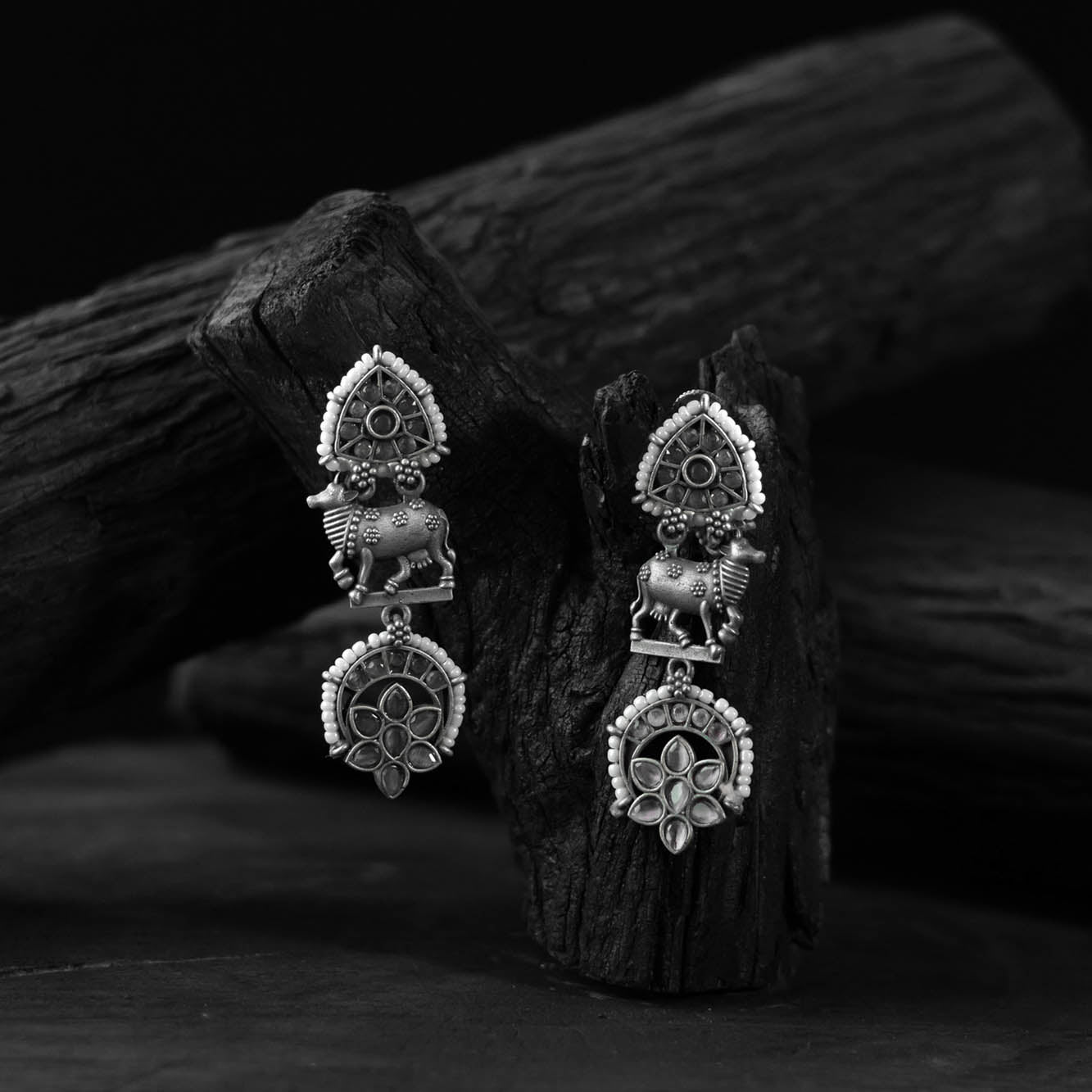 Grey - saanjh bela nandi oxidised earrings - handcrafted
