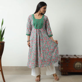 Buy Sanganeri Block Printed Cotton A-Line Kurta with Jacquard Patchwork 02 Online at iTokri.com