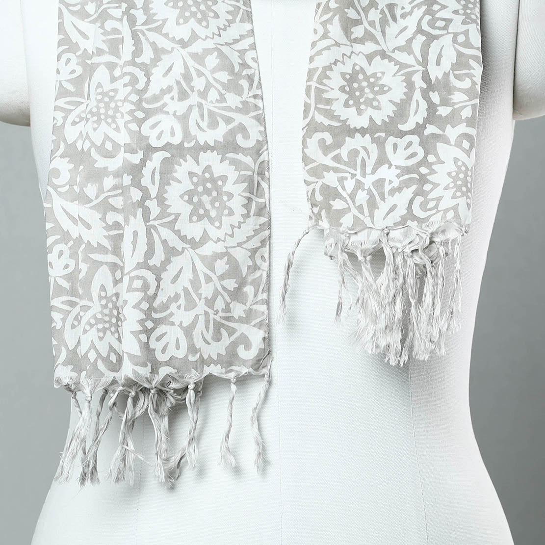  Sanganeri Block Printed Cotton Stole with Tassels 32 