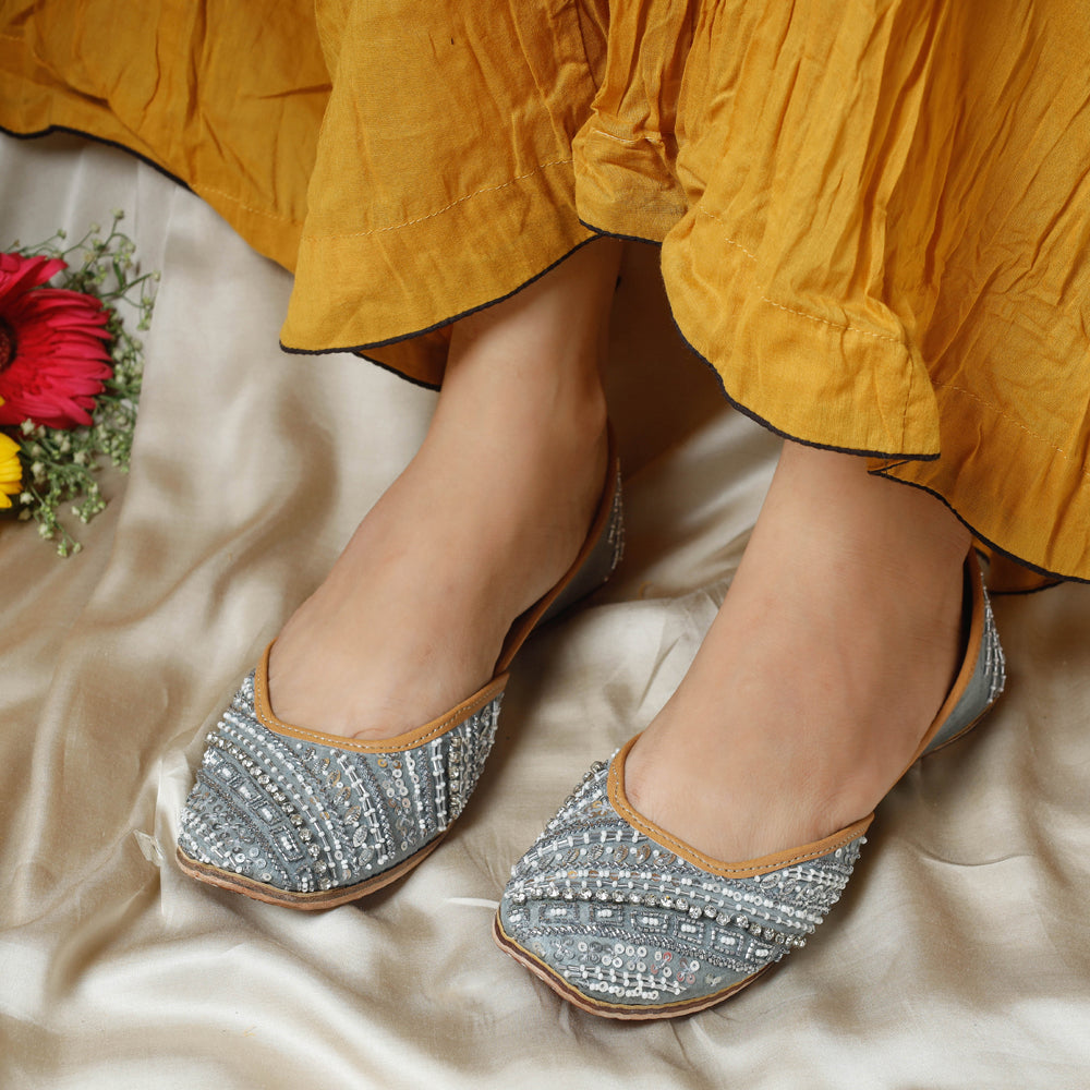 Grey Handstitched Embroidered Jutti 