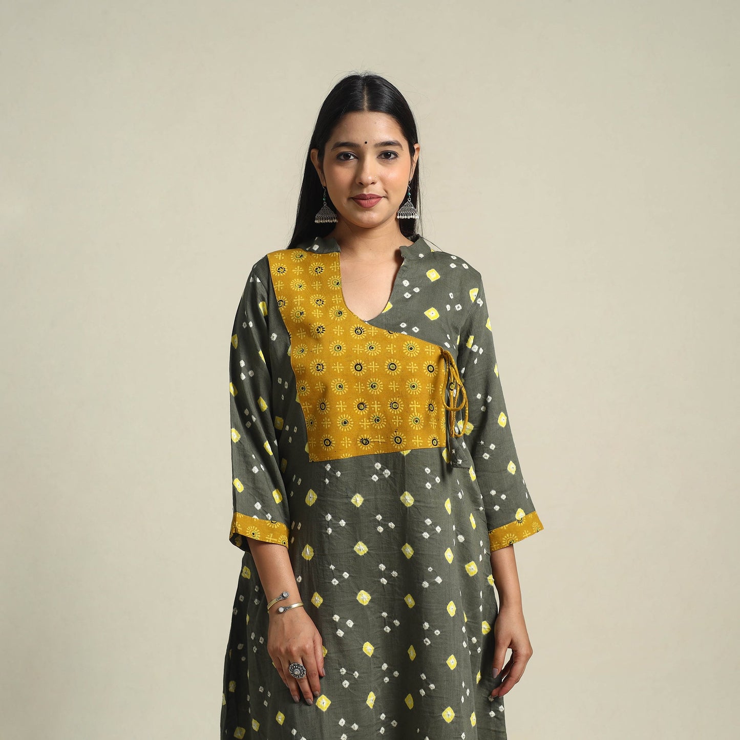 Tie-dye Cotton Patchwork A-Line Grey Bandhani Kurta for Women