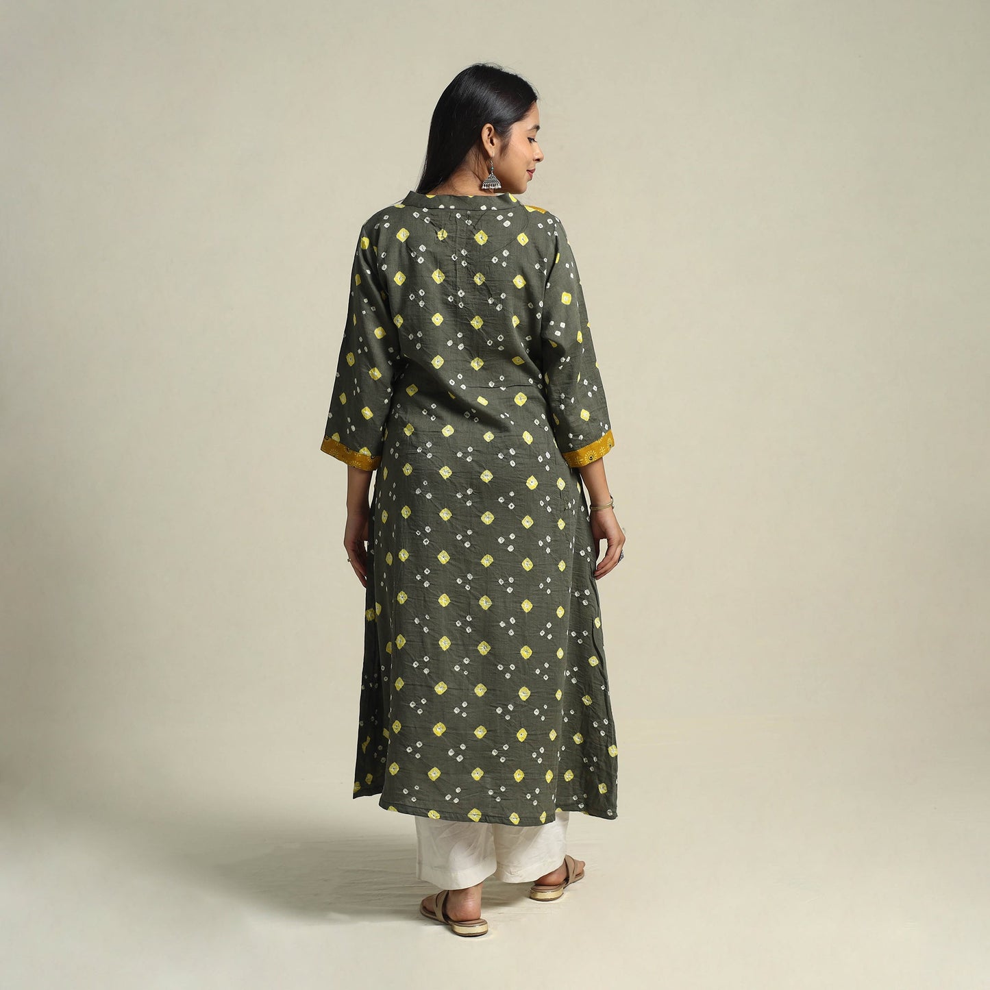 Tie-dye Cotton Patchwork A-Line Grey Bandhani Kurta for Women