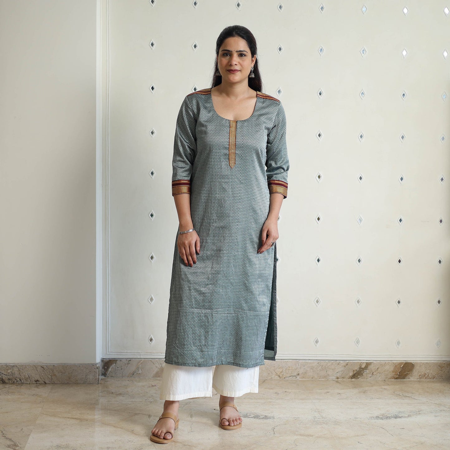 Traditional Khun Straight Kurta for Women