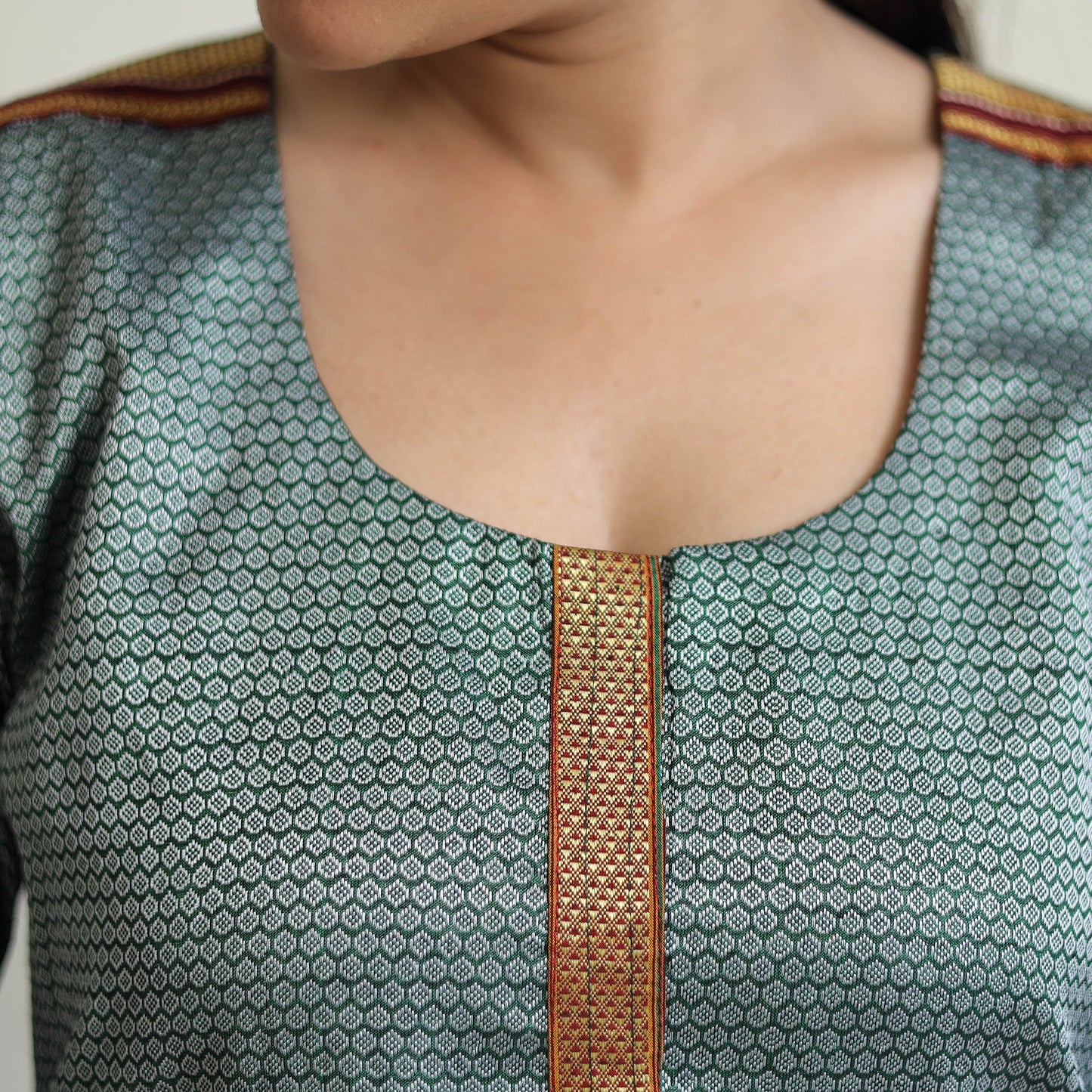 Traditional Khun Straight Kurta for Women