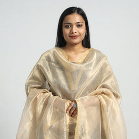  Traditional Maheshwari Handloom Silk Cotton Tissue Zari Work Kurta with Dupatta Set Online at iTokri.com