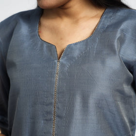 Buy Traditional Maheshwari Handloom Silk Cotton Tissue Zari Work Kurta with Dupatta Set Online at iTokri.com