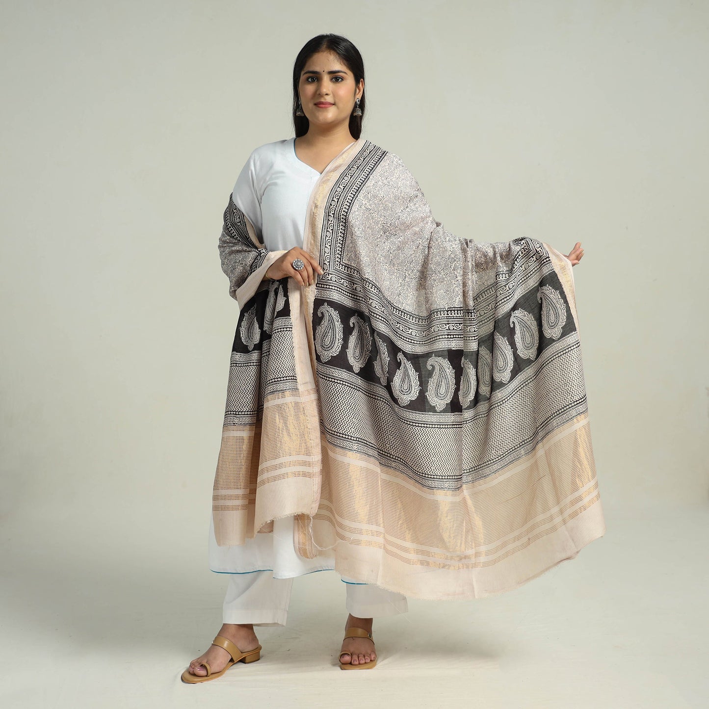  Authentic Bagh Print Silk Dupatta Online 