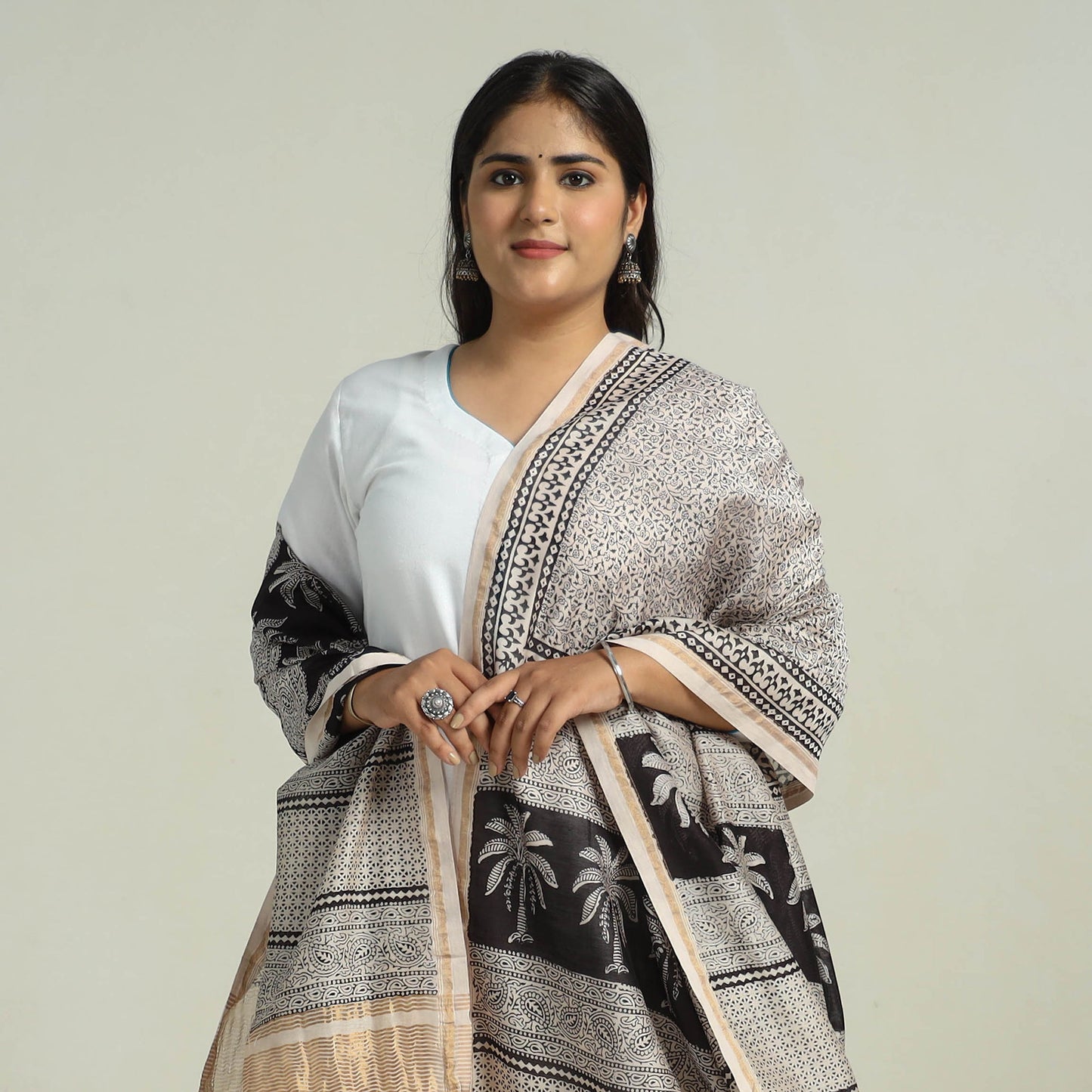  Authentic Bagh Print Silk Dupatta Online 