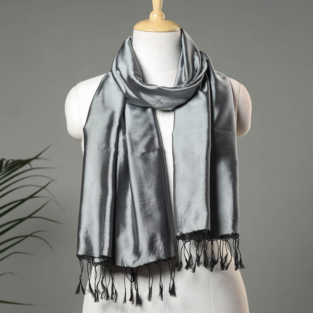  Traditional Maheshwari Silk Handloom Stole with Tassels Online at iTokri.com
