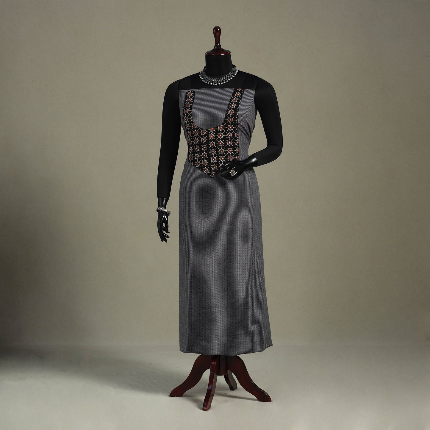 Grey Unstitched Plain Cotton Kurta Material