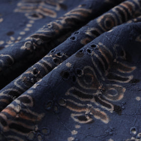 Hakoba natural dyed cotton fabric 26 - handcrafted