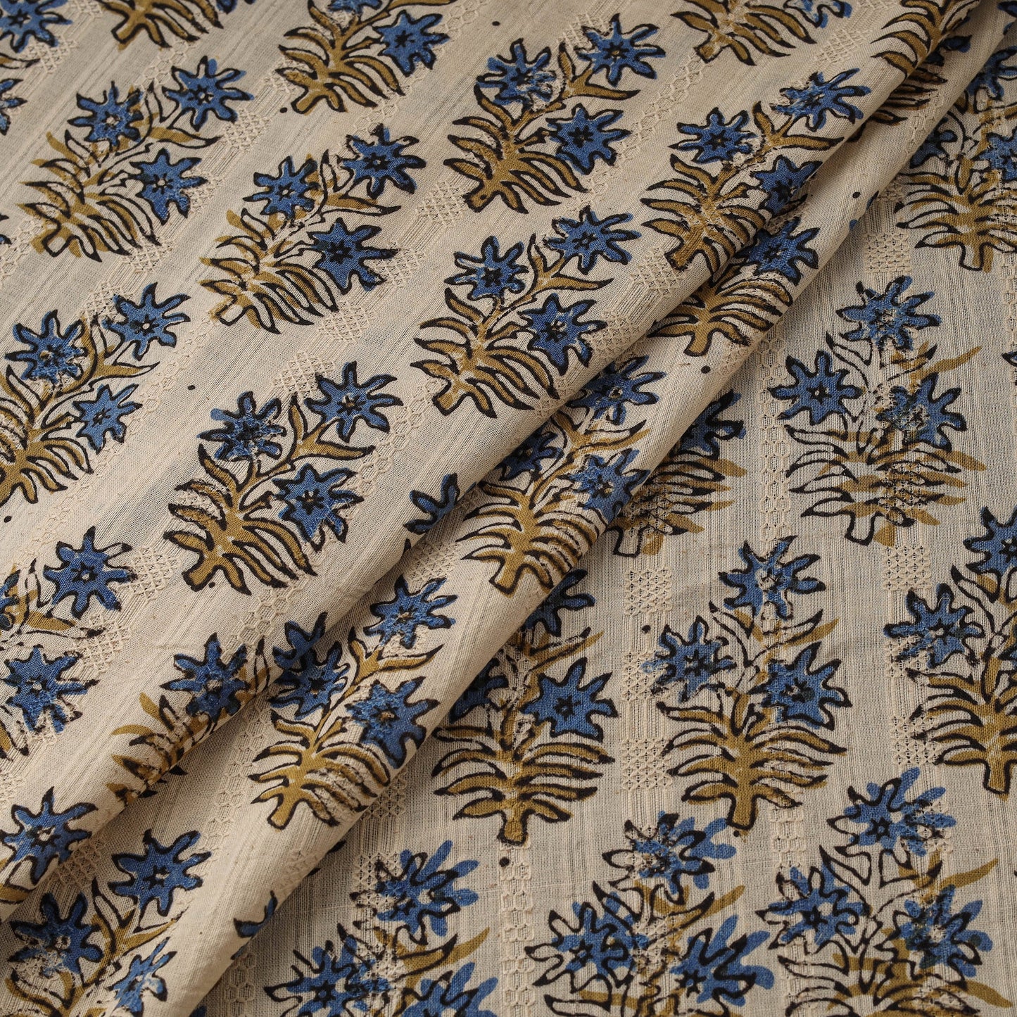 Hakoba natural dyed cotton hand fabric 02 - handcrafted