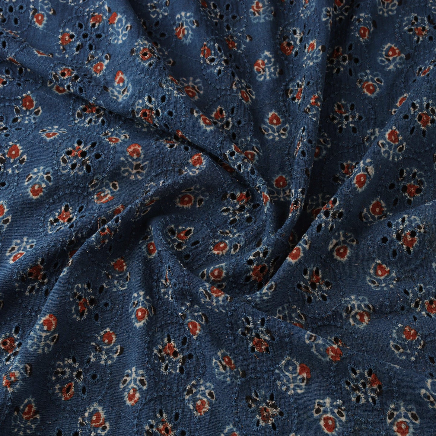 Hakoba natural dyed cotton hand fabric 08 - handcrafted