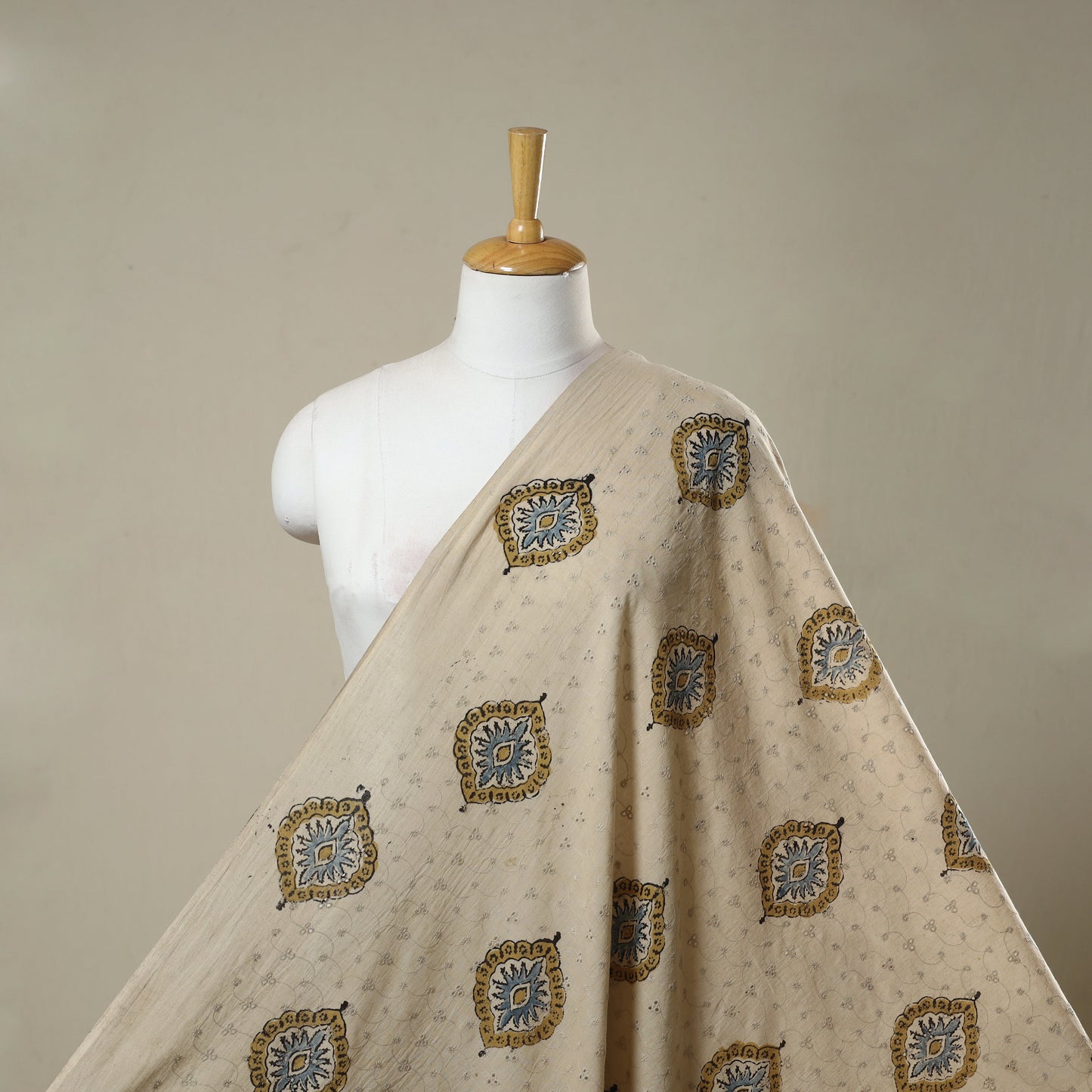 Hakoba natural dyed cotton hand fabric 36 - handcrafted