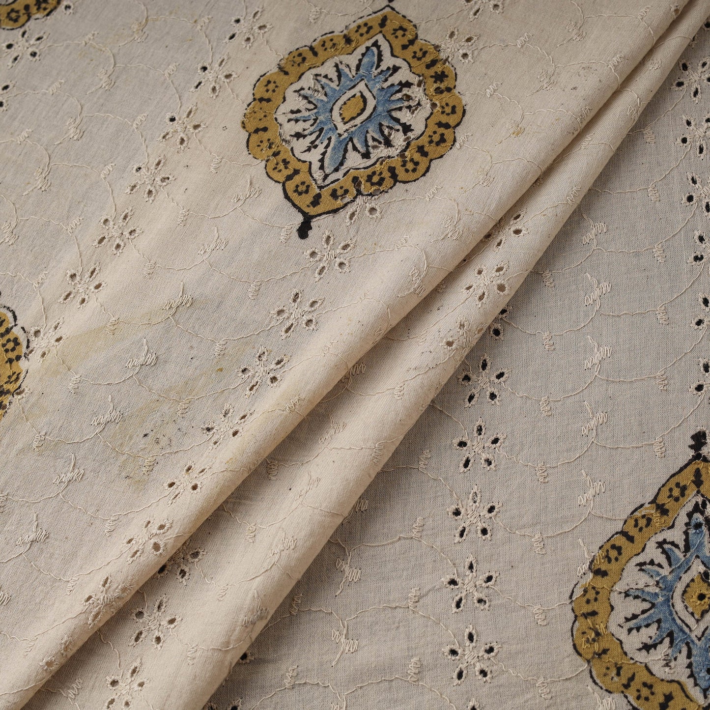 Hakoba natural dyed cotton hand fabric 41 - handcrafted