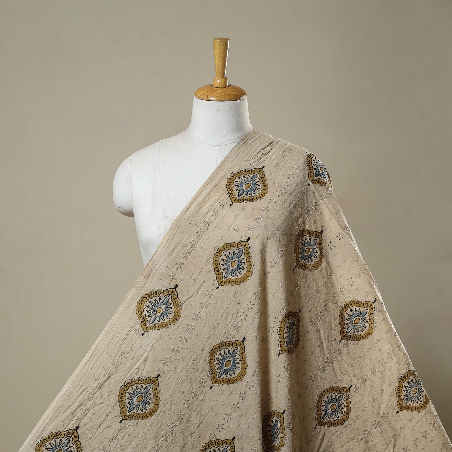 Hakoba natural dyed cotton hand fabric 41 - handcrafted