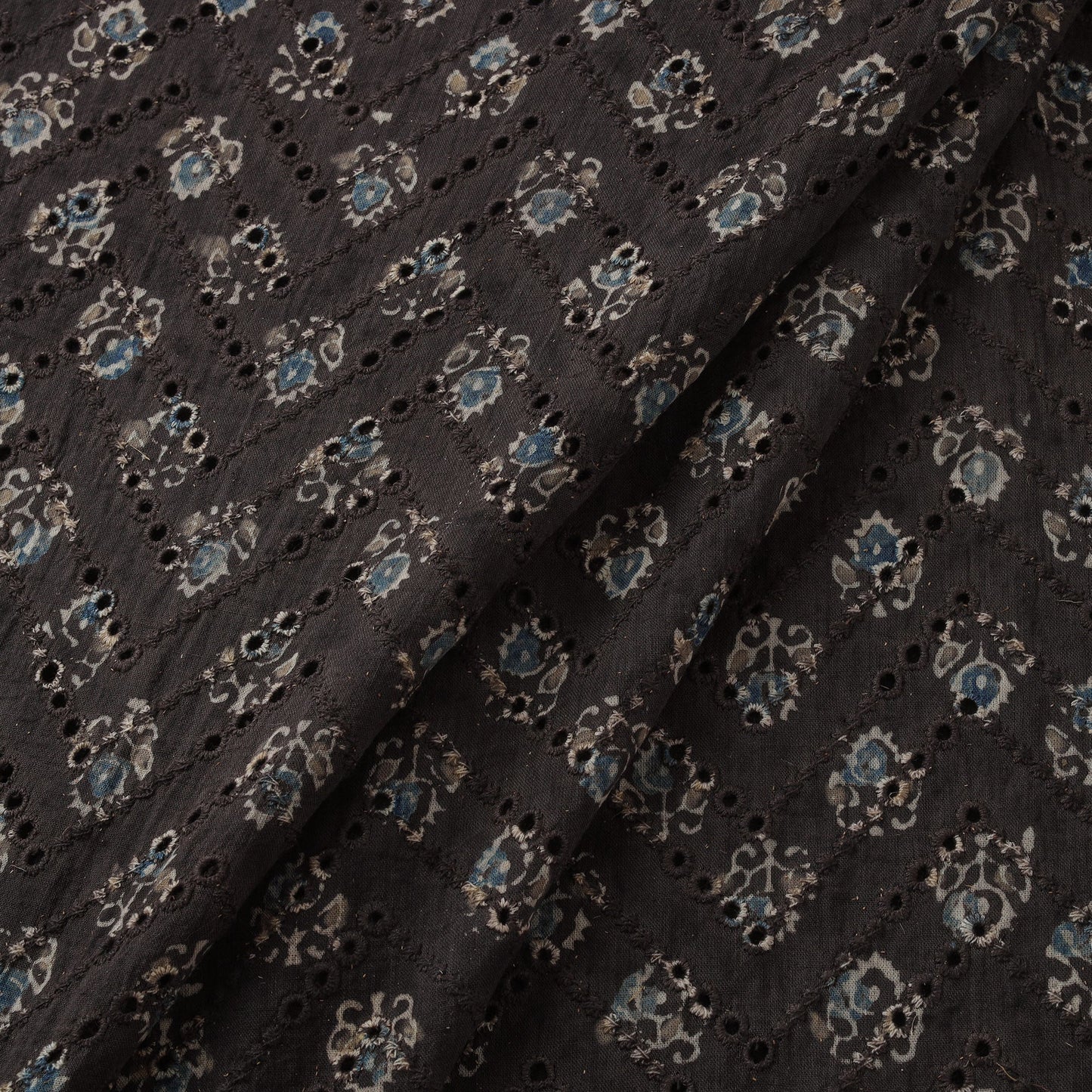 Hakoba natural dyed cotton hand fabric 42 - handcrafted