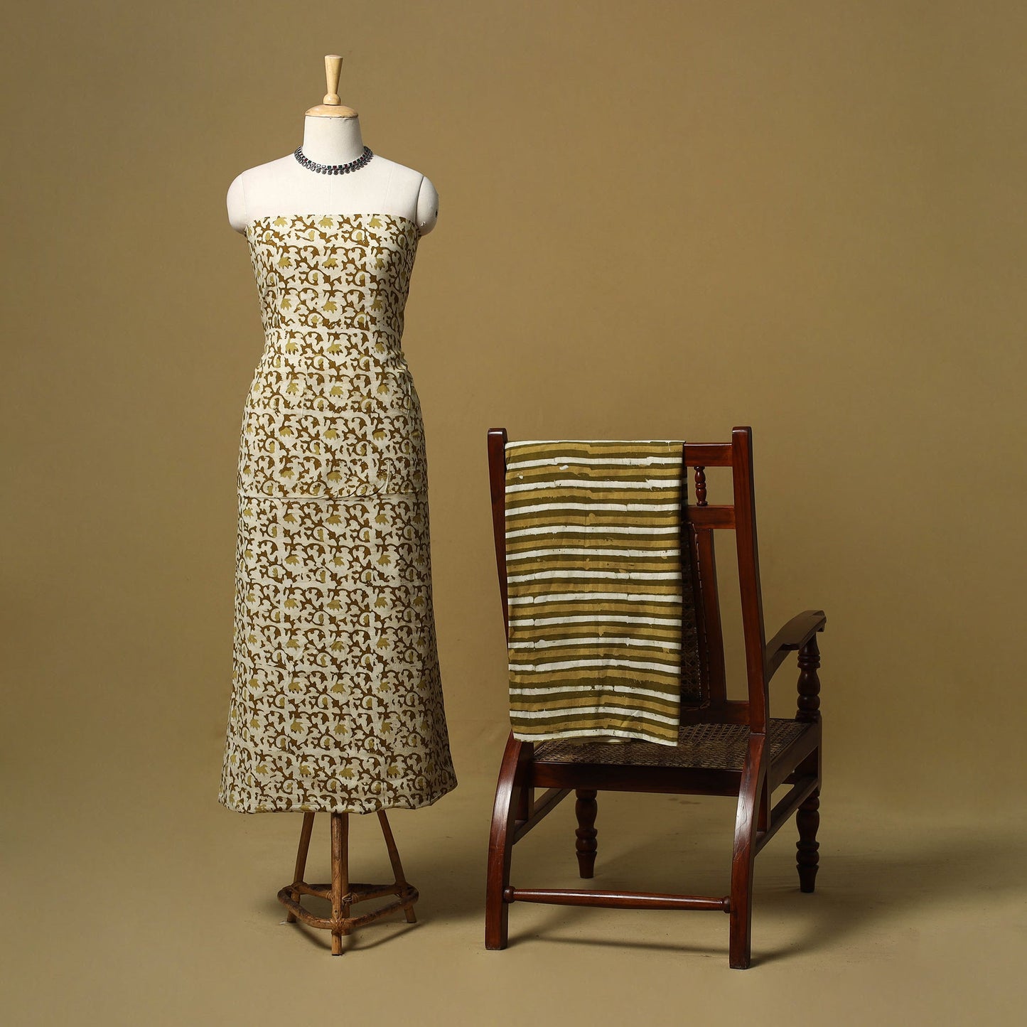 Hand batik cotton 2pc unstitched dress material 09