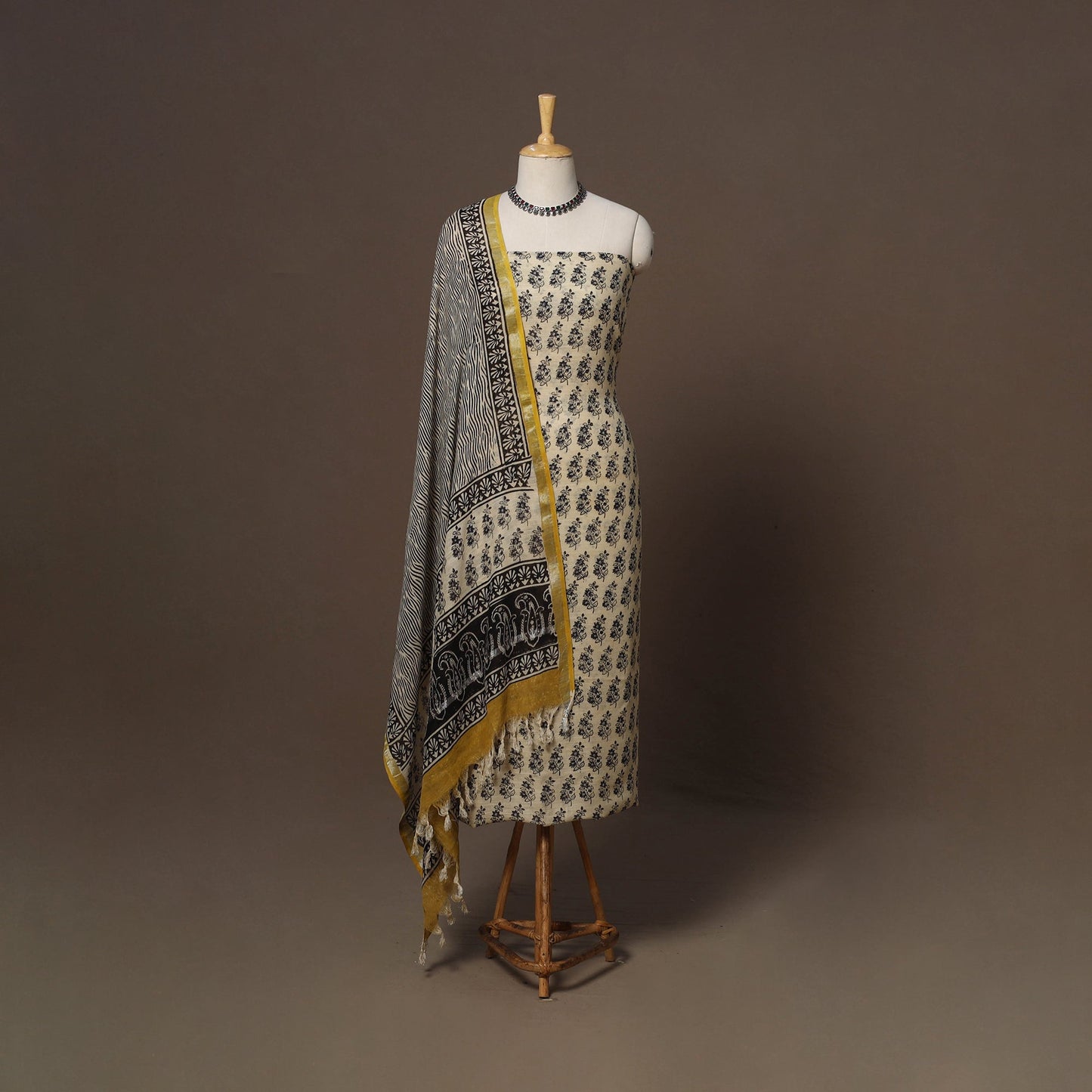 Hand block bagru print linen 3pc unstitched dress material