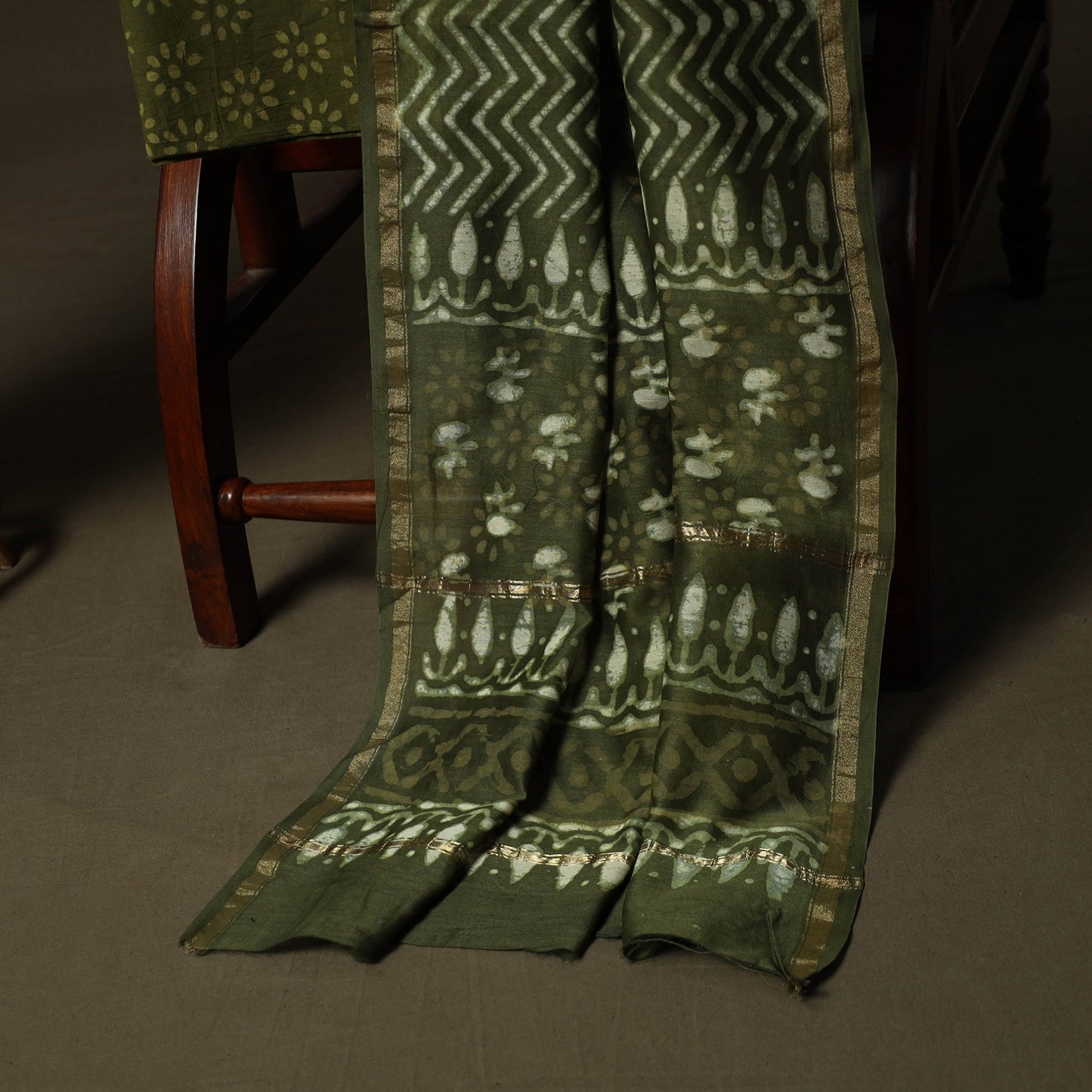 Hand block batik print chanderi silk 3pc unstitched dress