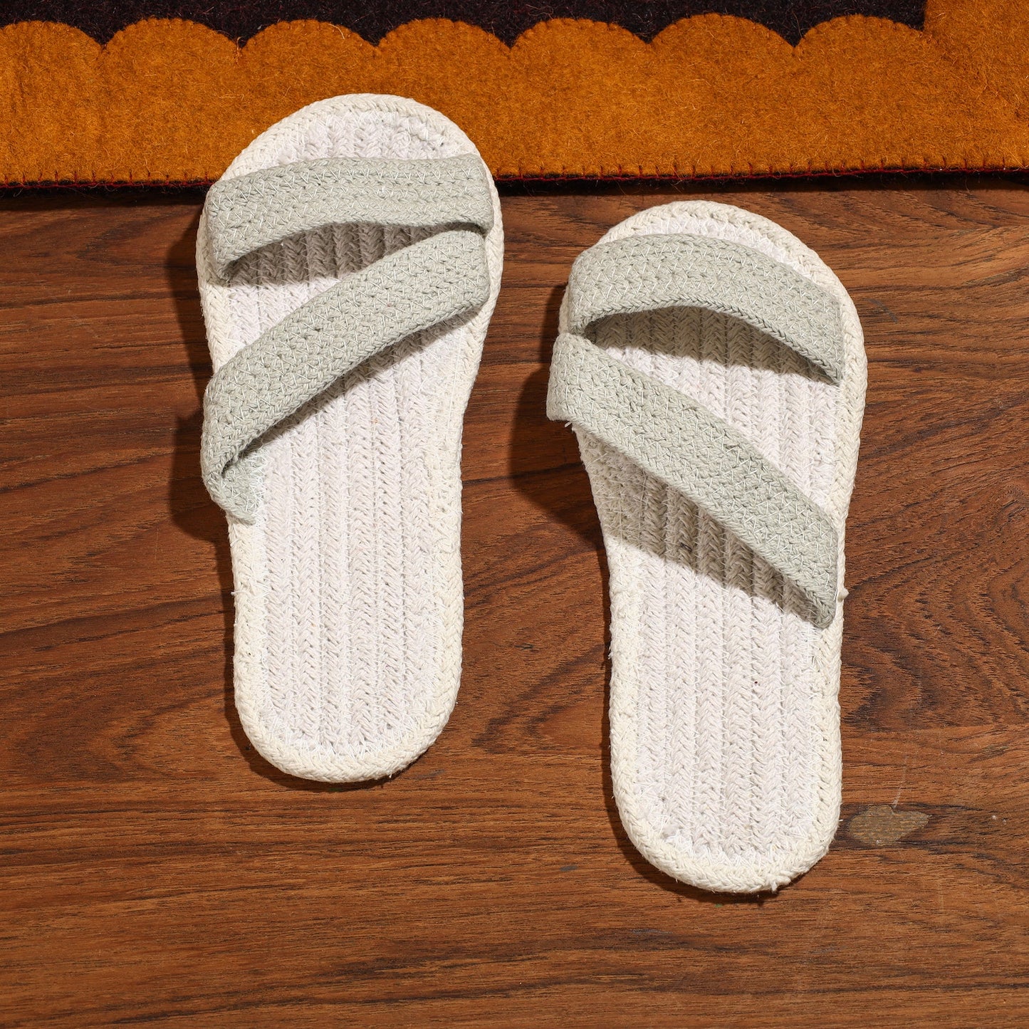  Hand Braided Cotton Stitched Home Slipper 28 Online - iTokri.com