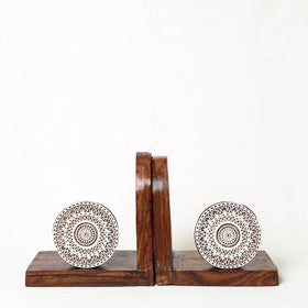  Handcarved Natural Sheesham Wood Bookend (Set of 2) Online in India l iTokri.com 