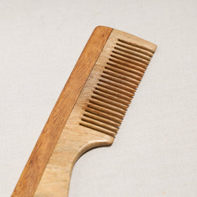  Handcarved Natural Neem Wood Comb (Small) 