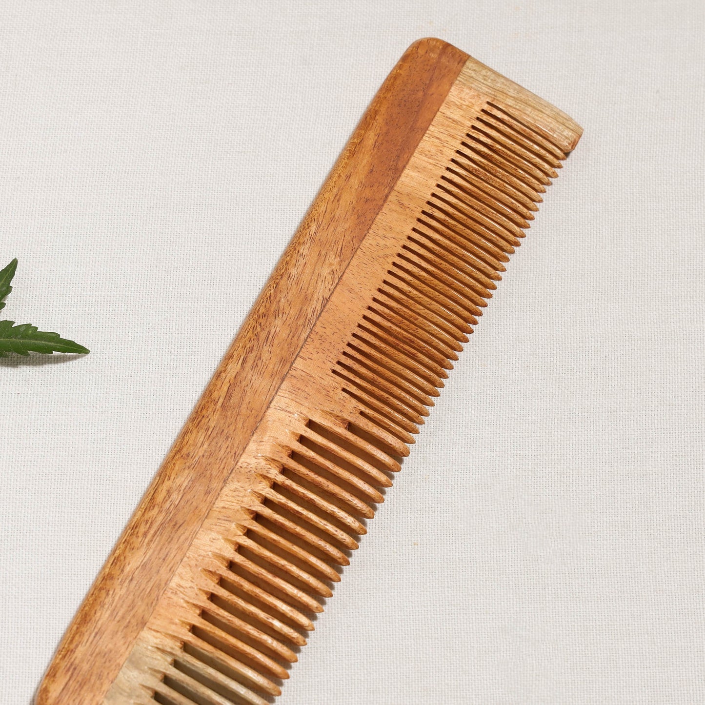  Handcarved Natural Neem Wood Comb (Small) 