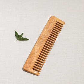  Handcarved Natural Neem Wood Comb (Small) 