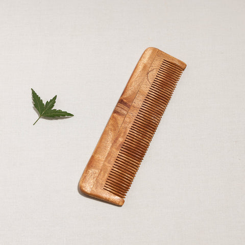  Handcarved Natural Neem Wood Comb (Small) 