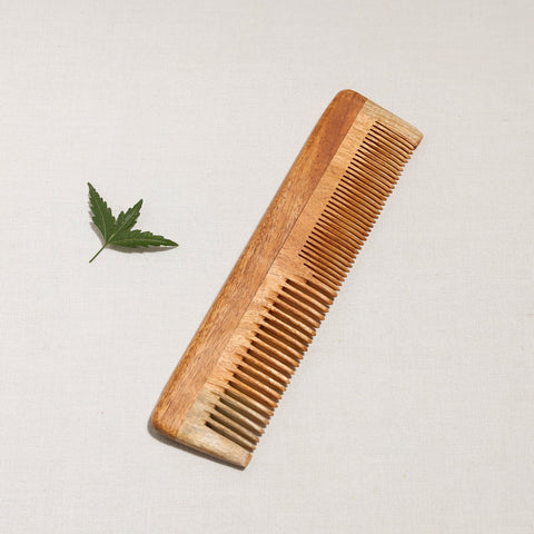  Handcarved Natural Neem Wood Comb (Small) 