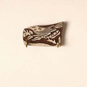  Hand Carved Sheesham Wood Block Key Hanger ( 2 pegs) Online in India l iTokri.com 