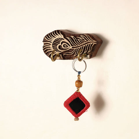  Hand Carved Sheesham Wood Block Key Hanger ( 2 pegs) Online in India l iTokri.com 