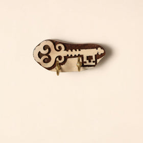  Hand Carved Sheesham Wood Block Key Hanger ( 2 pegs) Online in India l iTokri.com 
