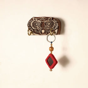  Hand Carved Sheesham Wood Block Key Hanger ( 2 pegs) Online in India l iTokri.com 