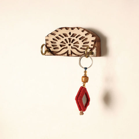  Hand Carved Sheesham Wood Block Key Hanger ( 2 pegs) Online in India l iTokri.com 