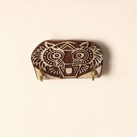  Hand Carved Sheesham Wood Block Key Hanger ( 2 pegs) Online in India l iTokri.com 