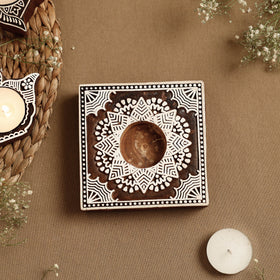  Hand Carved Sheesham Wood Block Tealight Candle Holder Online at iTokri.com 