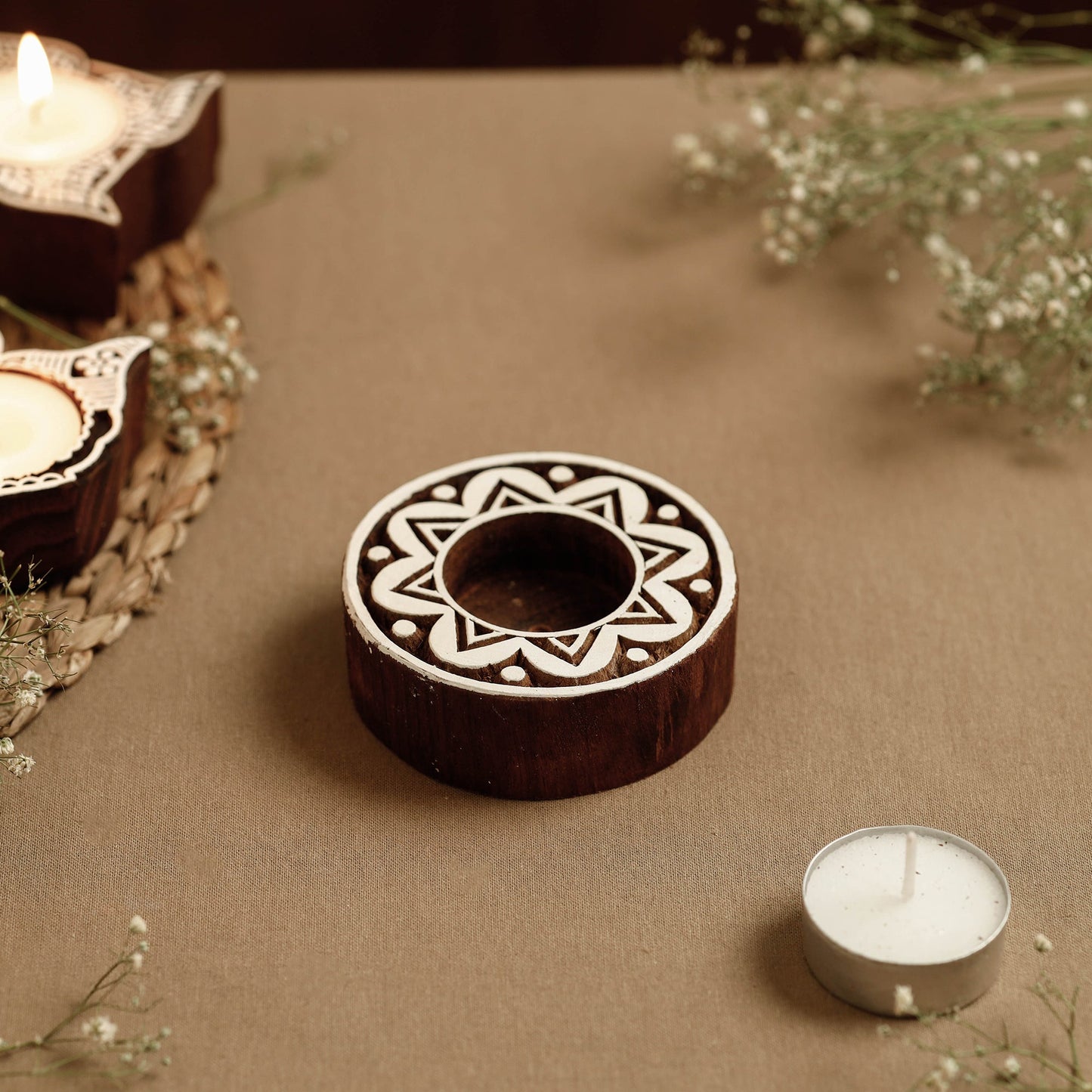  Hand Carved Sheesham Wood Block Tealight Candle Holder Online at iTokri.com 