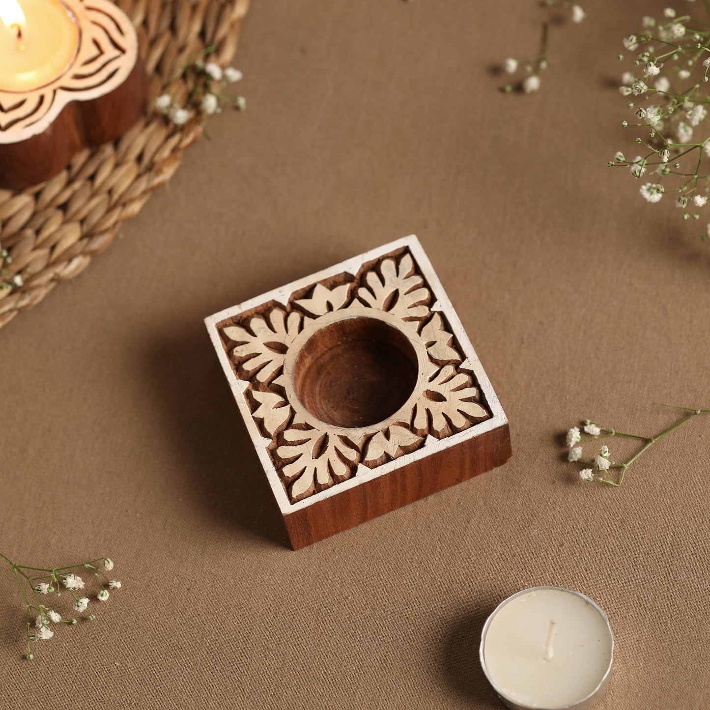  Hand Carved Sheesham Wood Block Tealight Candle Holder Online in India l iTokri.com 