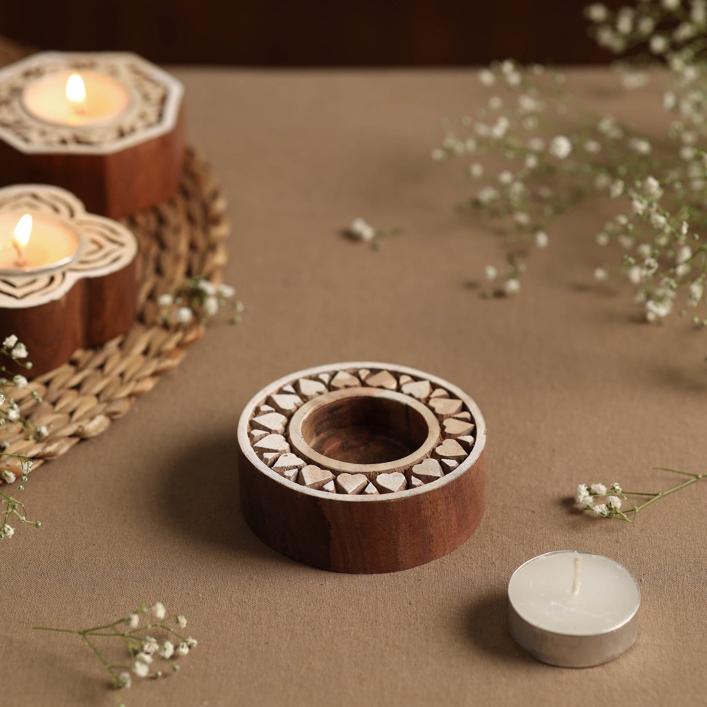  Hand Carved Sheesham Wood Block Tealight Candle Holder Online at iTokri.com 