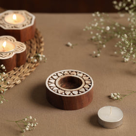  Hand Carved Sheesham Wood Block Tealight Candle Holder Online at iTokri.com 