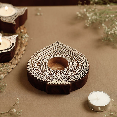  Hand Carved Sheesham Wood Block Tealight Candle Holder Online at iTokri.com 