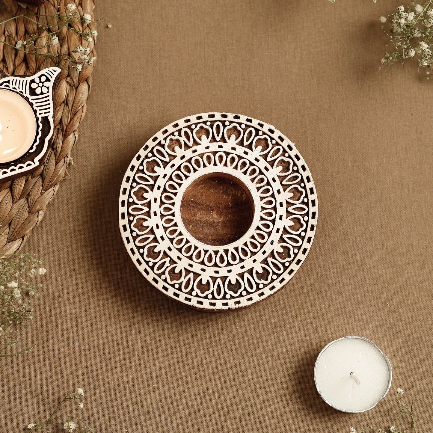  Hand Carved Sheesham Wood Block Tealight Candle Holder Online at iTokri.com 