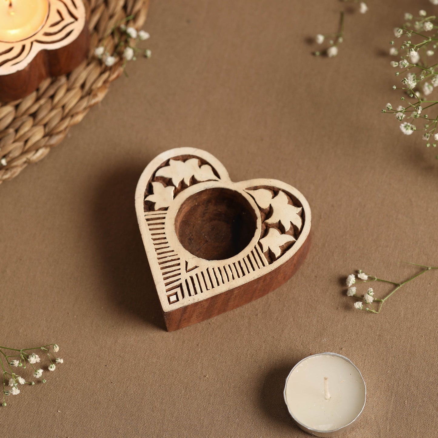 Hand Carved Sheesham Wood Block Tealight Candle Holder Online in India l iTokri.com 