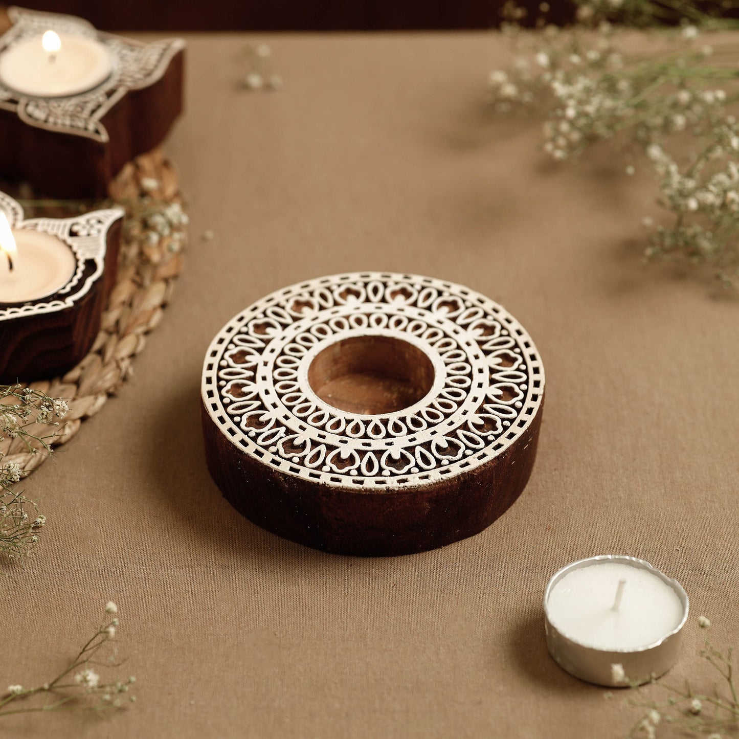  Hand Carved Sheesham Wood Block Tealight Candle Holder Online at iTokri.com 