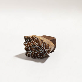  Hand-carved Teak Wood Block by Gangadhar (Medium) 86 Online in India l iTokri.com 