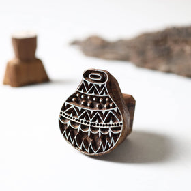  Hand-carved Teak Wood Block by Gangadhar Online in India l iTokri.com 