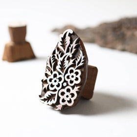  Hand-carved Teak Wood Block by Gangadhar Online in India l iTokri.com 