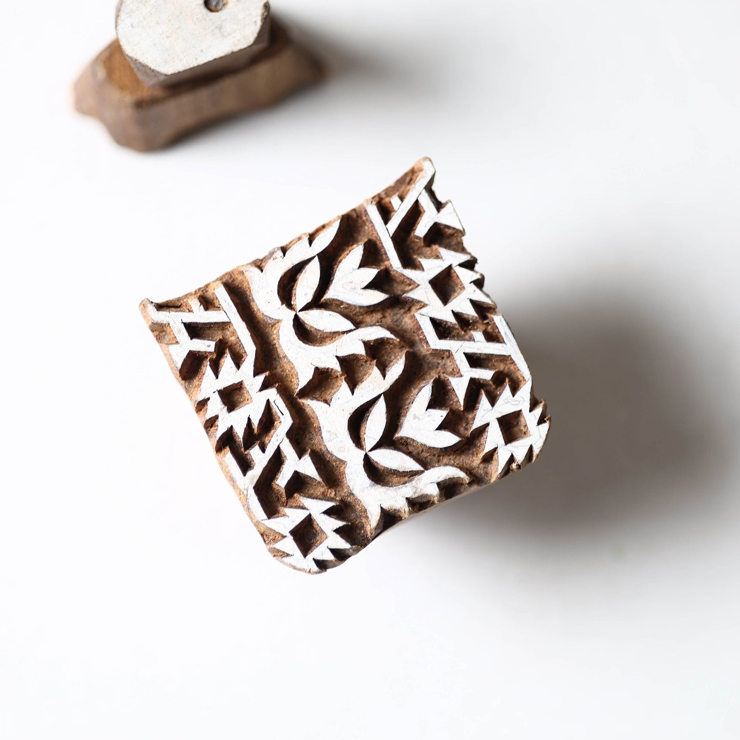  Hand-carved Teak Wood Block by Gangadhar Online in India l iTokri.com 